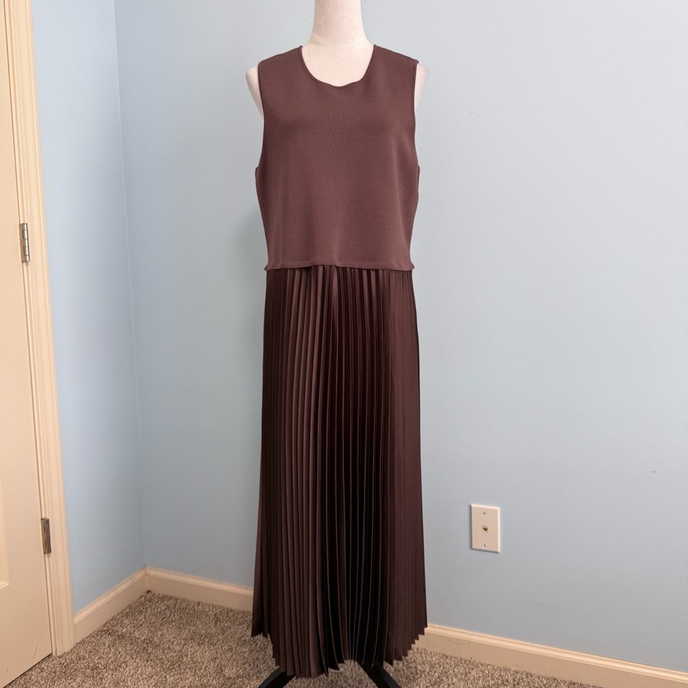 Nordstrom Women’s Plus Sleeveless Jersey Dress With Satin Pleated Skirt Size XXL